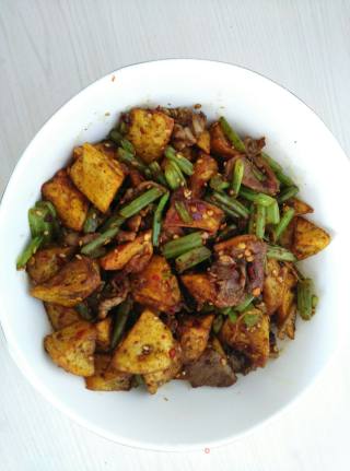 孜然土豆（二当家）的做法步骤：2