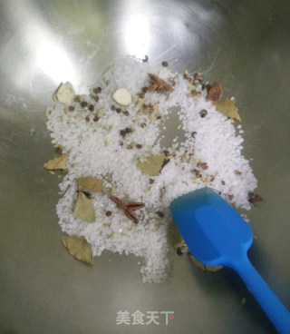25图详解酱肘花的制作方法的做法步骤：5