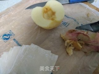 最简易版苹果派的做法步骤：2
