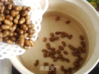 山药豆小米粥的做法步骤：2