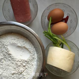 萝卜丝火腿鸡蛋饼的做法步骤：1
