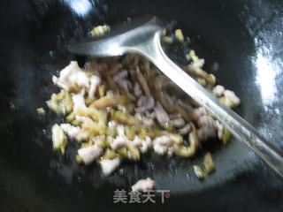 榨菜肉丝大米粥的做法步骤：4