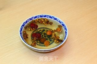 膨鱼鳃石斛益生汤-为男士设计的汤水的做法步骤：1