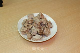 膨鱼鳃石斛益生汤-为男士设计的汤水的做法步骤：4
