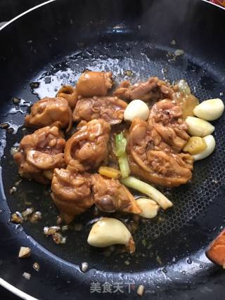 白贝沙姜鸡煲的做法步骤：5