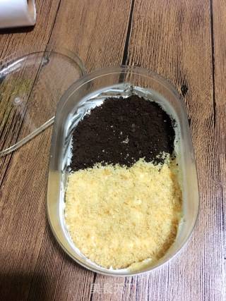 双色木糠杯的做法步骤：6