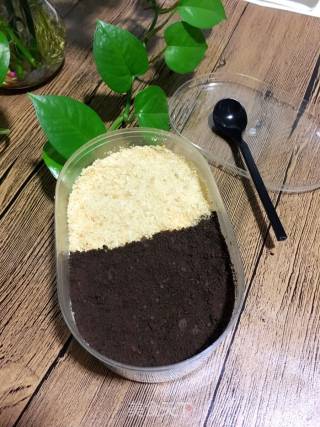 双色木糠杯的做法步骤：8