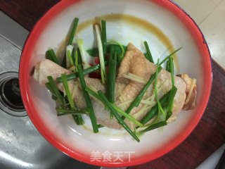 葱油鸡的做法步骤：3