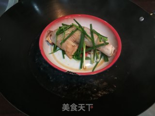 葱油鸡的做法步骤：4