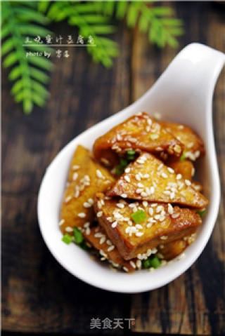 叉烧蜜汁豆腐角的做法步骤：11