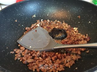 鲍鱼牛肉酱的做法步骤：9
