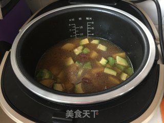 牛油果土豆腊肠焖饭的做法步骤：8