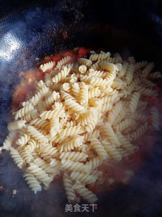蚝油肉粒螺丝意面的做法步骤：11