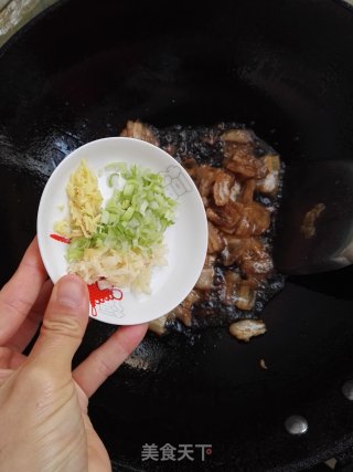 鲜茹炒五花肉的做法步骤：5