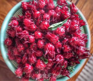 洛神花蜜饯的做法步骤：1
