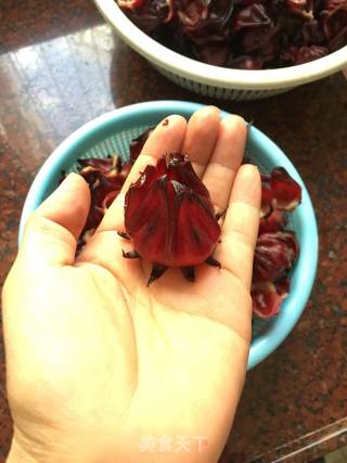 洛神花蜜饯的做法步骤：2