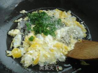 蟹黄炒饭的做法步骤：4
