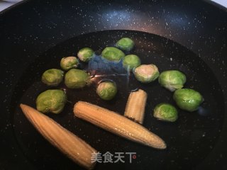 杂炒虾仁的做法步骤：2