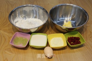 抹茶蔓越莓麻薯面包的做法步骤：1