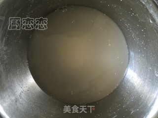 椒盐芝麻烧饼的做法步骤：1