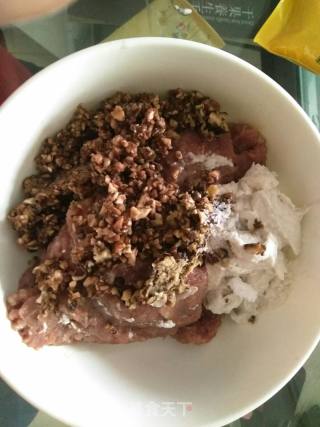 牛肉香芋丸的做法步骤：6