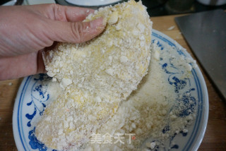色泽诱人味道不输店里的【香酥鸡排】的做法步骤：6