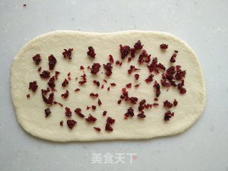 蔓越莓炼乳排包的做法步骤：8