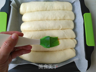 蔓越莓炼乳排包的做法步骤：10