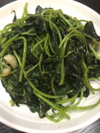 虾头膏炒薯叶的做法步骤：5