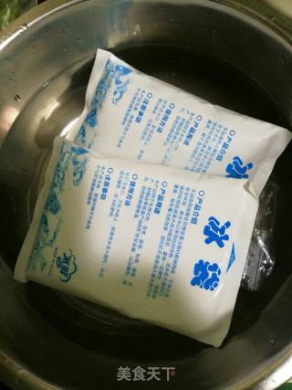 沙姜捞猪肚的做法步骤：3