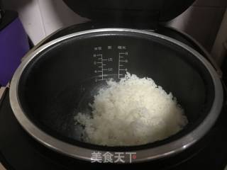 烟熏三文鱼茶泡饭的做法步骤：3