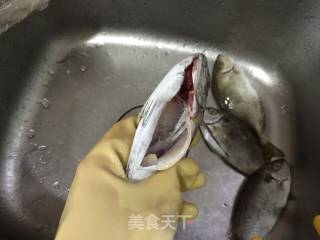 梅汁蒸鱼的做法步骤：1