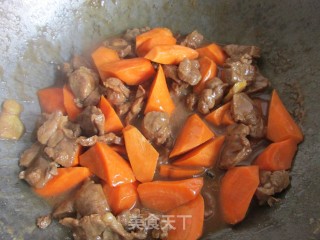 胡萝卜焖羊肉的做法步骤：5