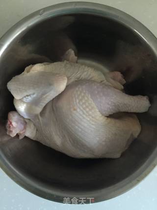 手撕鸡—简易电饭锅版的做法步骤：1