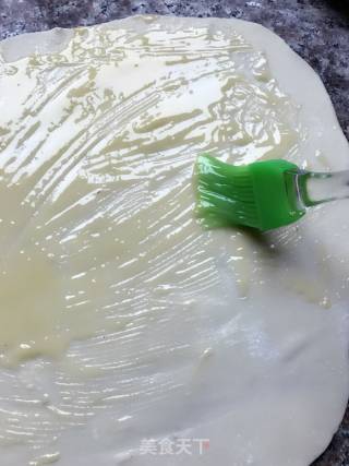 葱油手抓饼的做法步骤：3