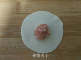 梅花饺的做法步骤：5