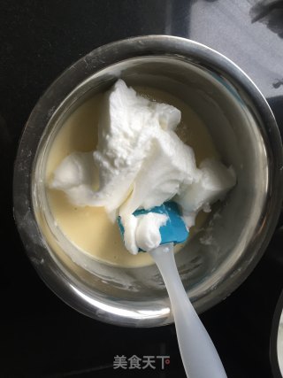 无油酸奶杏仁蛋糕的做法步骤：5