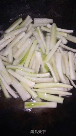 炝炒夜开花的做法步骤：1