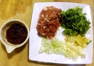 干锅有机花菜的做法步骤：2