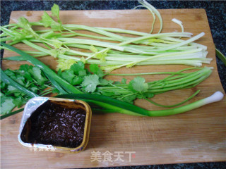 酱香脆肉腕鱼的做法步骤：2