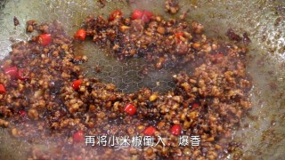 怎样做【鱼香茄子煲】不油腻的做法步骤：4