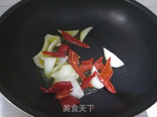 酱爆鱿鱼的做法步骤：7