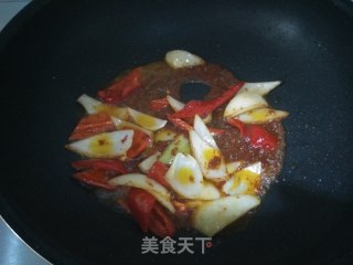 酱爆鱿鱼的做法步骤：8