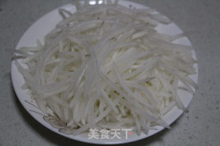 秋冬养生鲫鱼萝卜丝汤的做法步骤：4