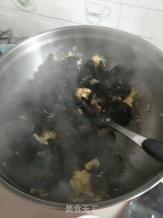 木耳炒鸡蛋的做法步骤：8