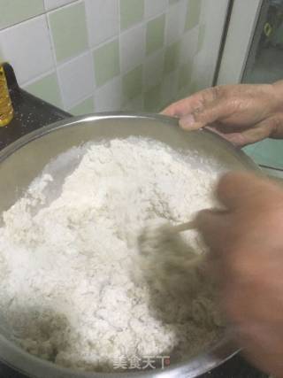 莜面饸饹的做法步骤：1