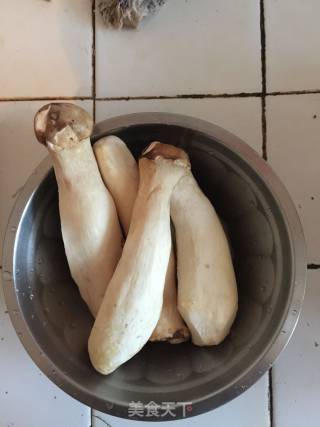 蚝油肉末杏鲍菇的做法步骤：1