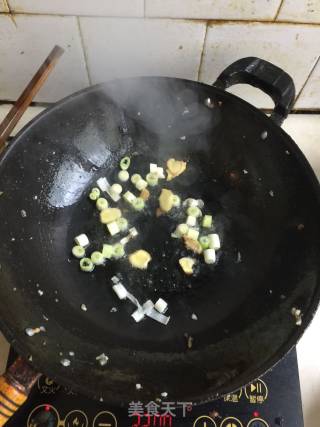 黑木耳炒肉片的做法步骤：6