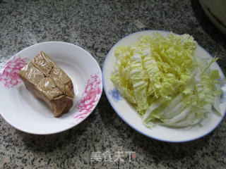 香糕炒白菜的做法步骤：1