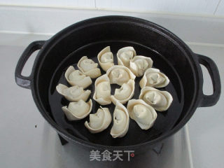 鸡蛋煎馄饨的做法步骤：5